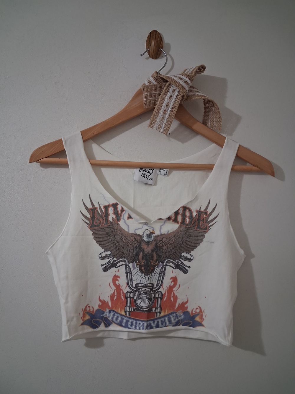 Princess Polly White Live to Ride Western Vintage Motorcycle Graphic Crop Top - Picture 15 of 16